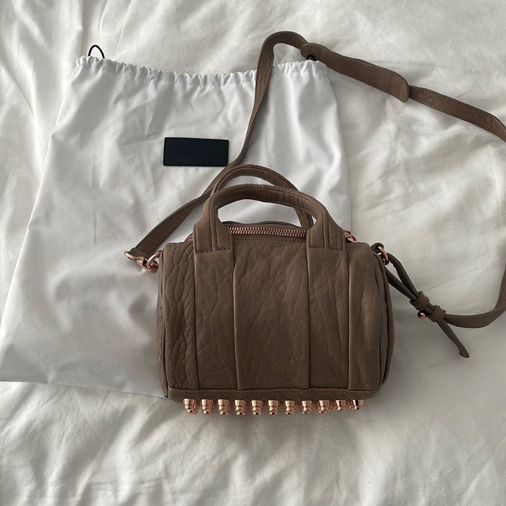 Alexander Wang rockie - mini pebbled beige with rose gold